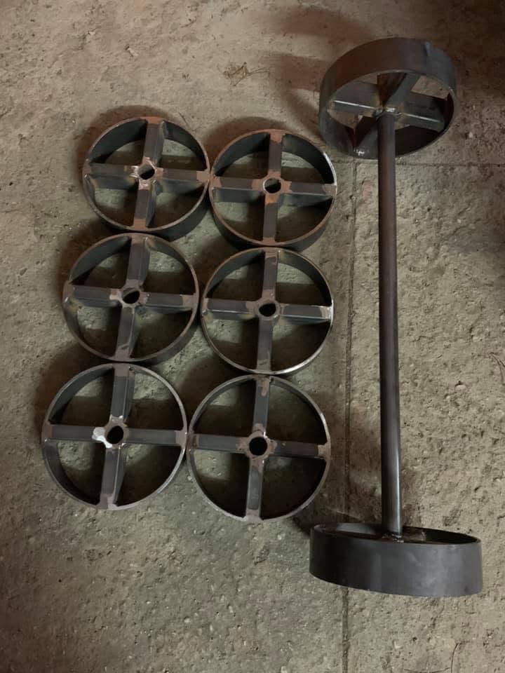 Kleine Räder für Lok und Waggon